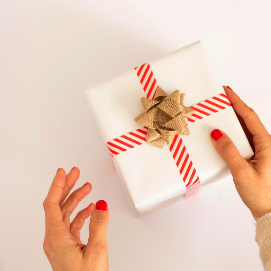 Read more about the article Gift Guide from the HRart